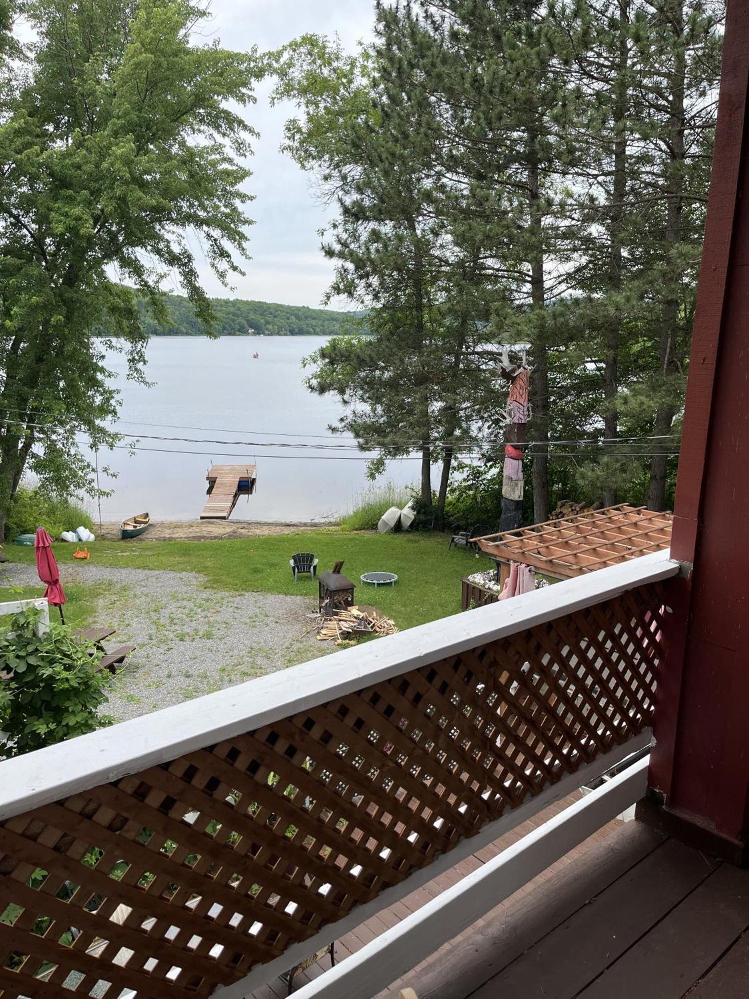 Auberge De Ferme-Neuve Lac-Saint-Paul Екстер'єр фото