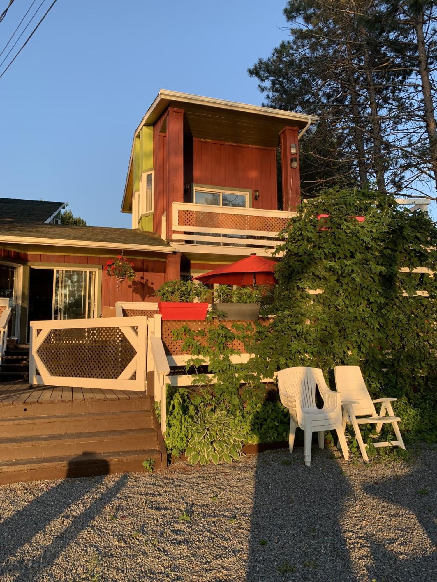 Auberge De Ferme-Neuve Lac-Saint-Paul Екстер'єр фото